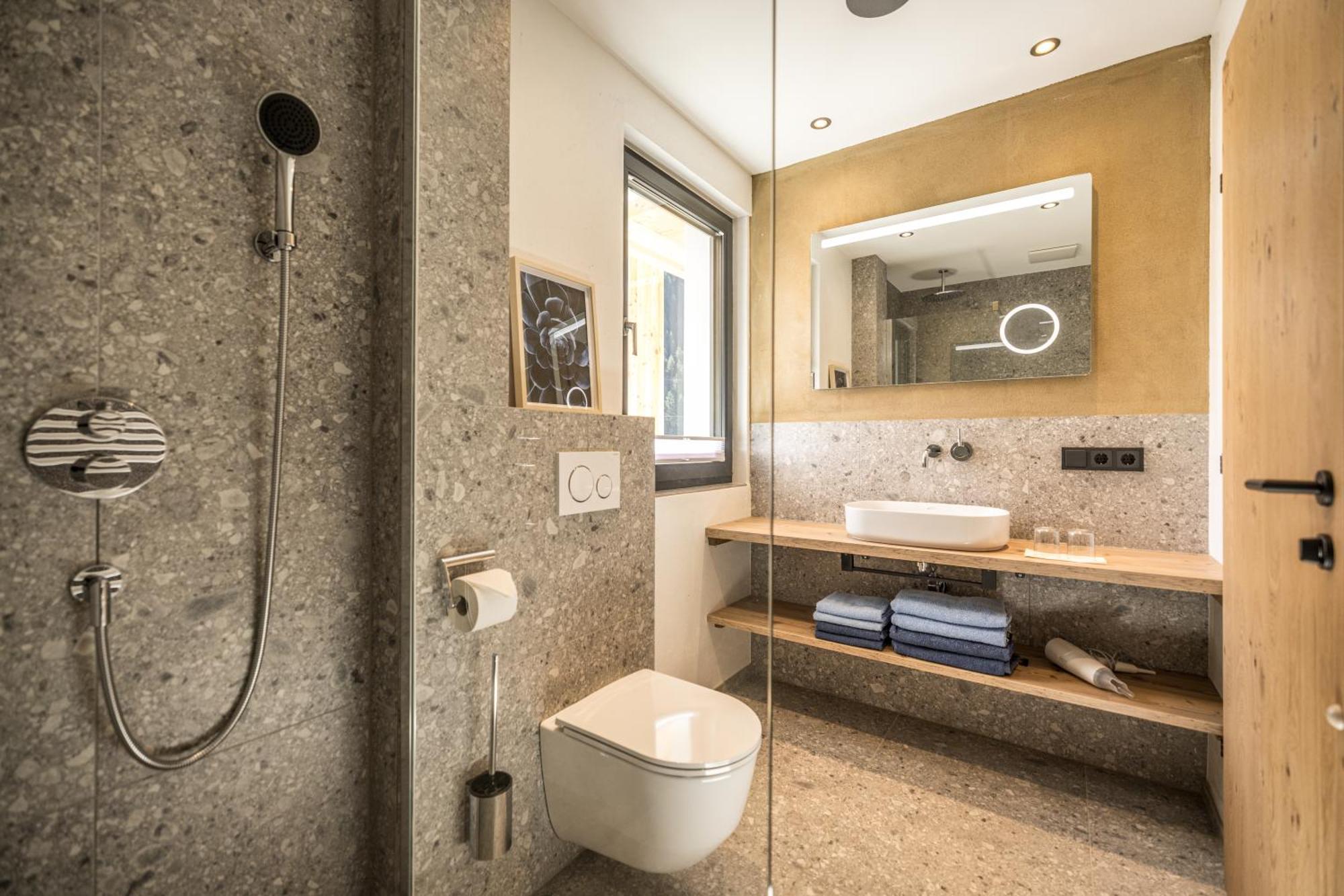 מאיירהופן Natur Zeit - Alpine Garden Apartments מראה חיצוני תמונה